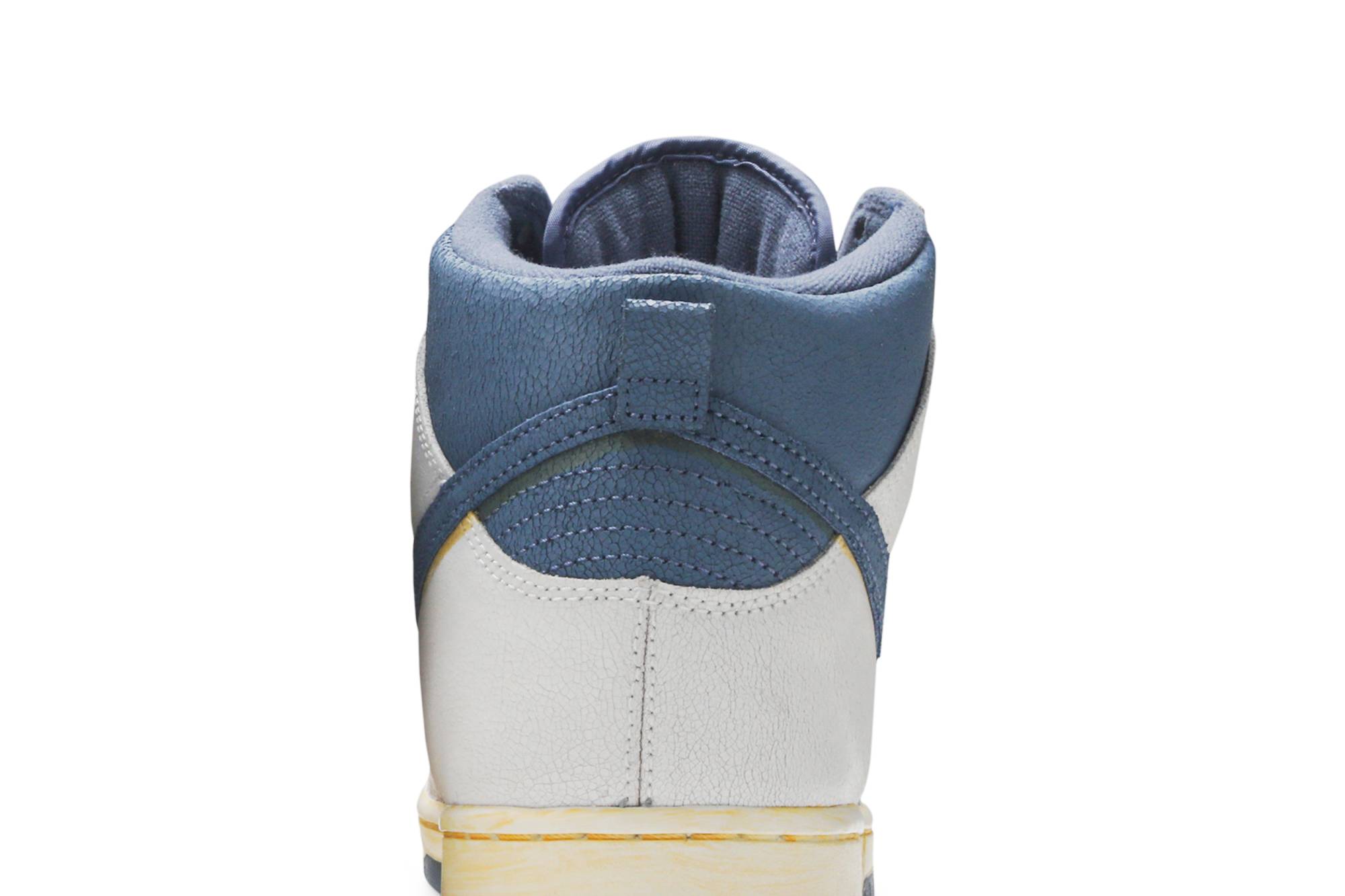 Nike SB Dunk High x Atlas 'Lost At Sea' CZ3334-100 Nike SB Dunk High x Atlas 'Lost At Sea' CZ3334-100